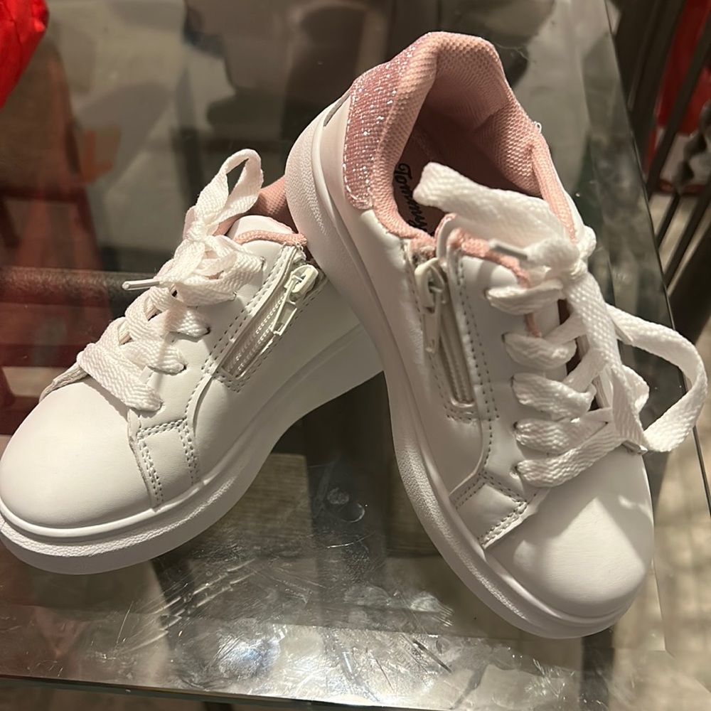 Toddler shoes